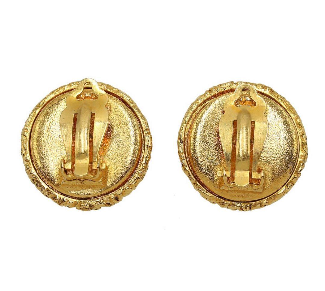 Chanel Coco Mark Round Earrings