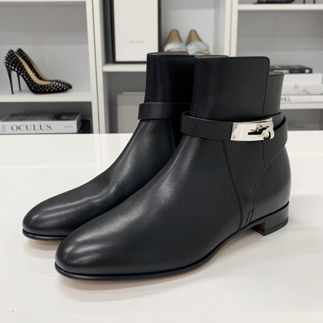 Unused Hermes Neo Leather Kelly Hardware Short Boots Black