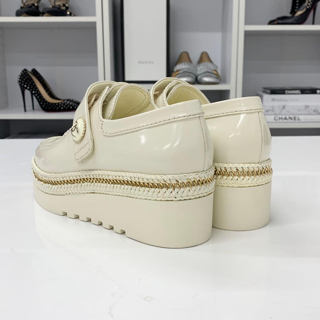 Chanel CC Logo Patent Lace Up Chain Loafers Ivory — view 5