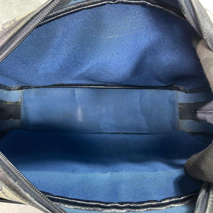 Gucci GG Sherry Line Shoulder Bag Navy Leather Logo — view 5