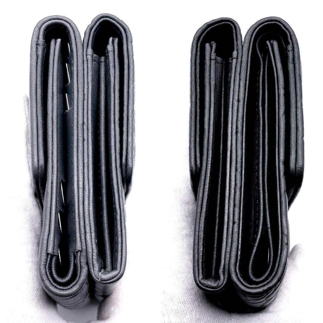 Chanel Wallet Camellia Wallets Gray — view 8