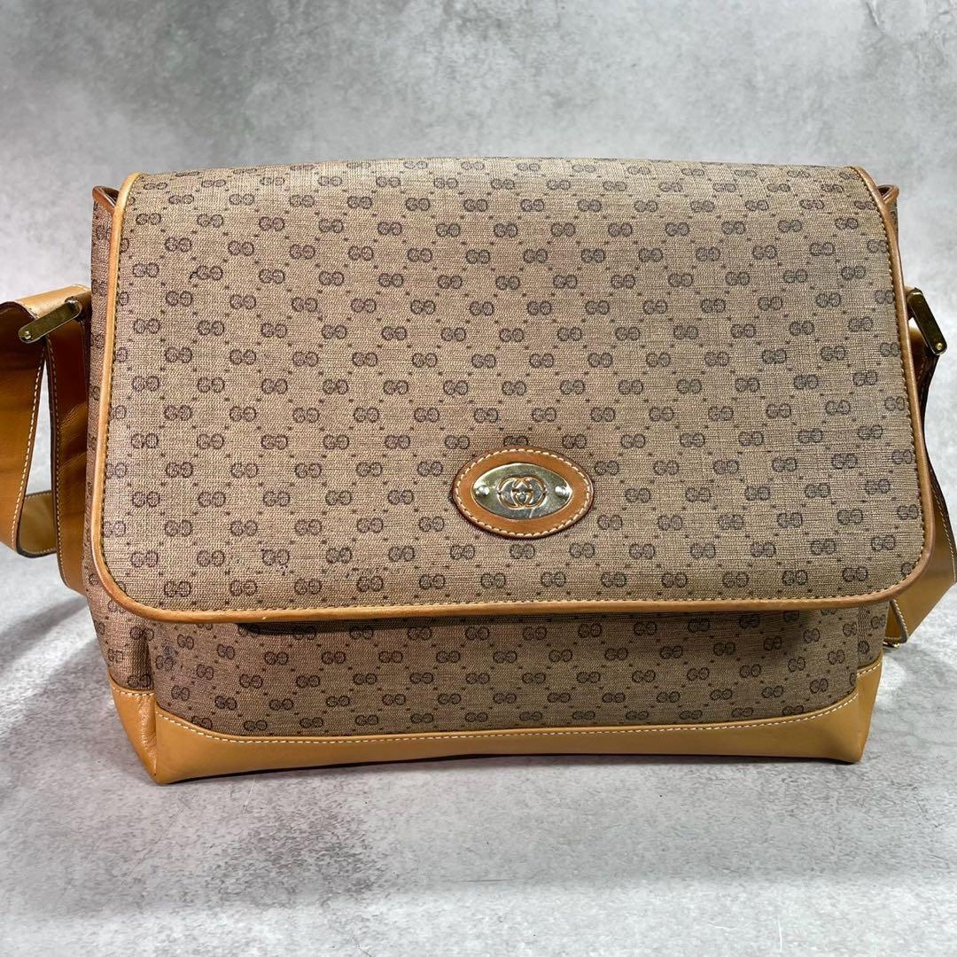 Gucci GG Shoulder Bag Brown Beige Logo Leather — view 2