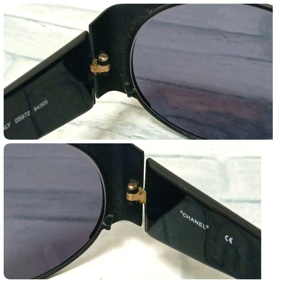 Chanel Sunglasses CC Logo Black Gold Eyewear — view 5