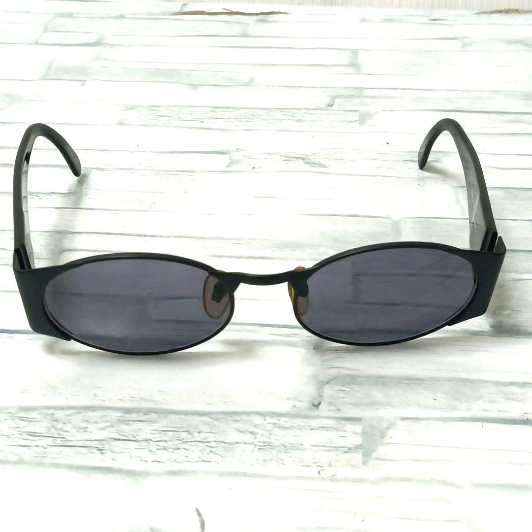 Chanel Sunglasses CC Logo Black Gold Eyewear — view 6