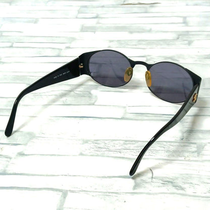 Chanel Sunglasses CC Logo Black Gold Eyewear — view 7
