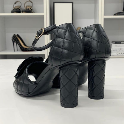 Chanel CC Logo Camellia Quilted Leather Sandals Black — view 5