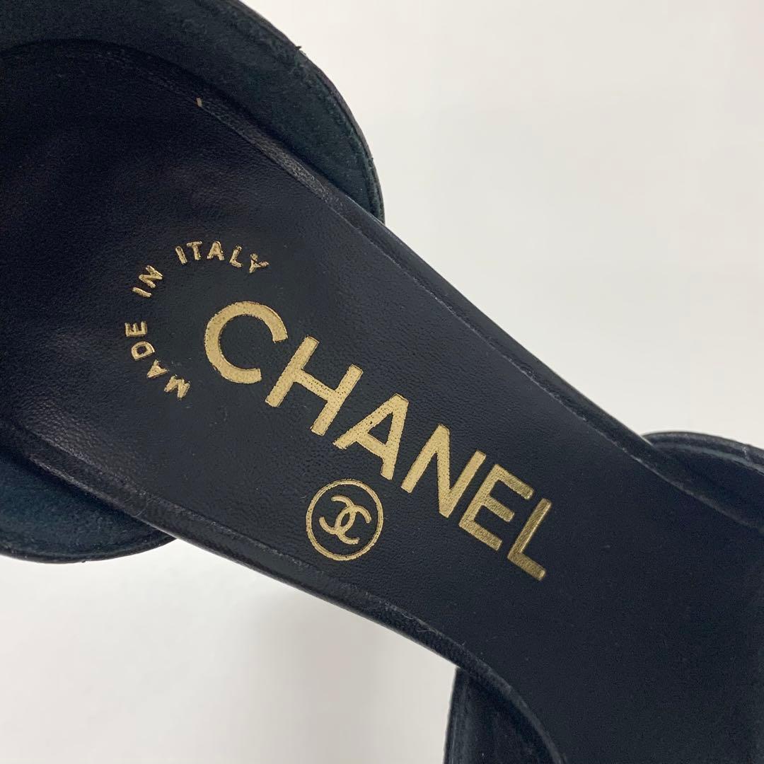 Chanel CC Logo Camellia Quilted Leather Sandals Black — view 8