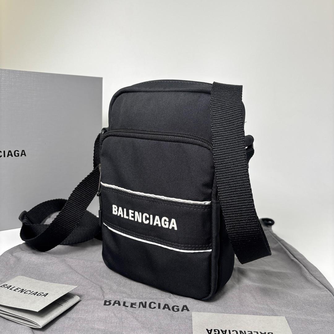 Balenciaga Sports Shoulder Bag Black with Certificate — view 2
