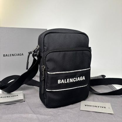 Balenciaga Sports Shoulder Bag Black with Certificate — view 3