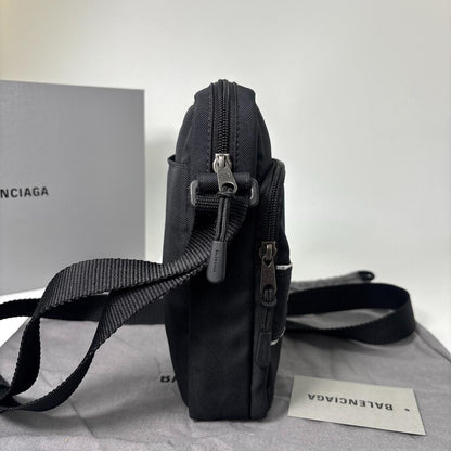 Balenciaga Sports Shoulder Bag Black with Certificate — view 4