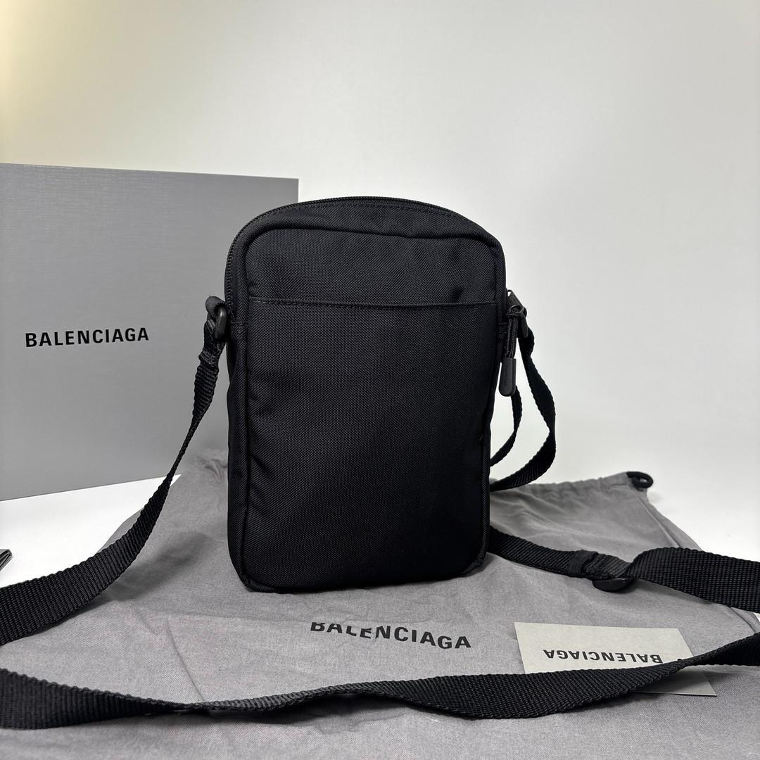 Balenciaga Sports Shoulder Bag Black with Certificate — view 5