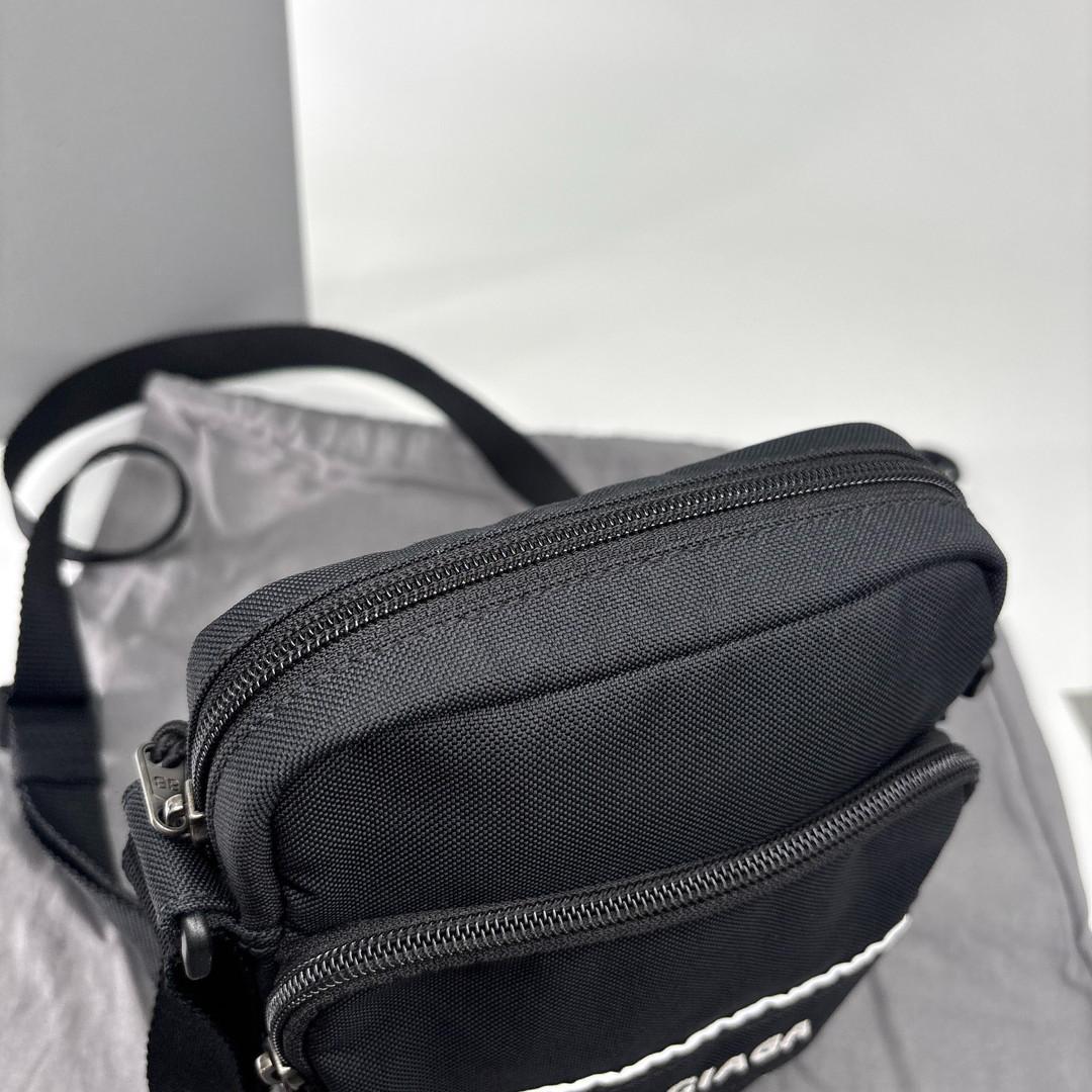 Balenciaga Sports Shoulder Bag Black with Certificate — view 6