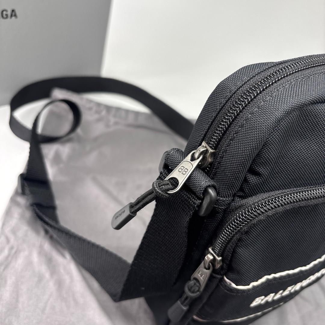 Balenciaga Sports Shoulder Bag Black with Certificate — view 7