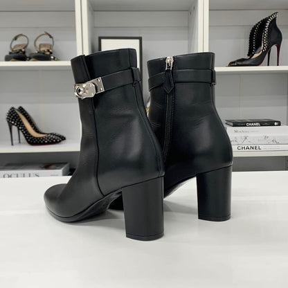 Hermes Saint Germain Kelly Leather Short Boots Black — view 5