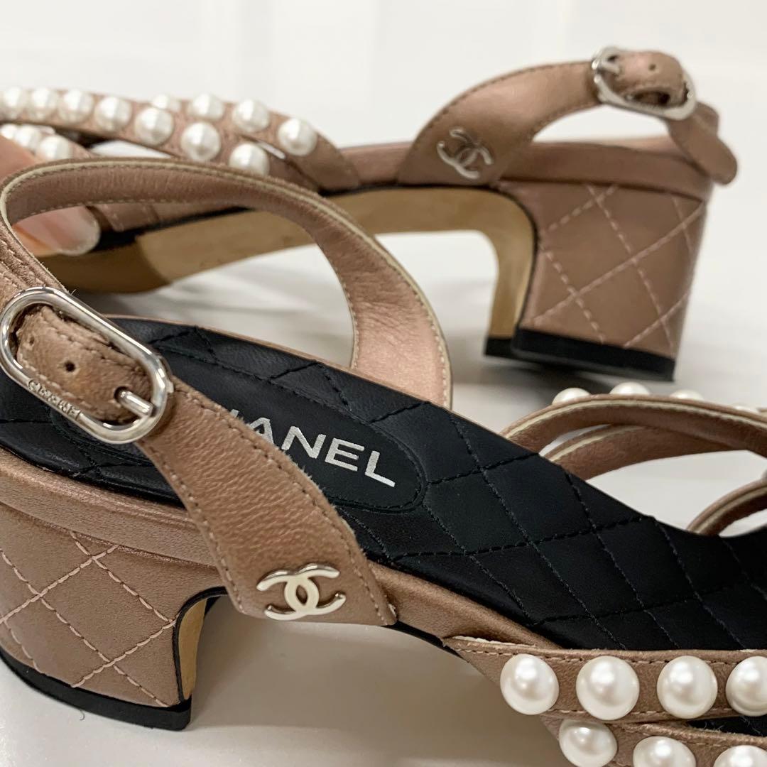 Chanel Leather CC Logo Pearl Quilted Strap Sandals Brown — view 9