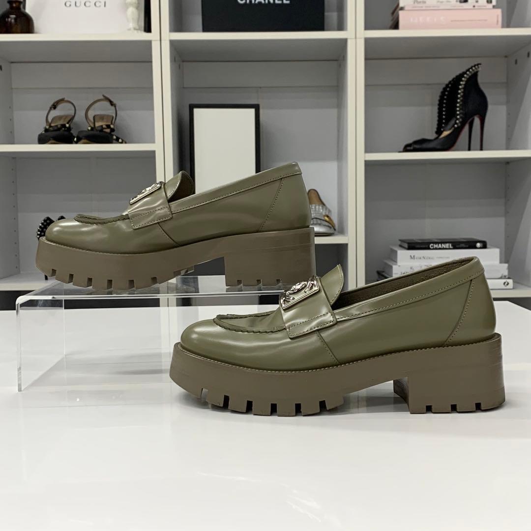 Chanel CC Logo Leather Loafers Khaki — view 2