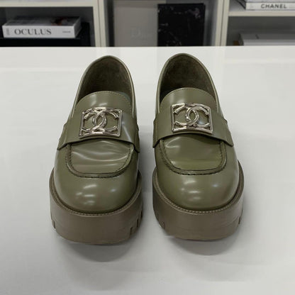 Chanel CC Logo Leather Loafers Khaki — view 4
