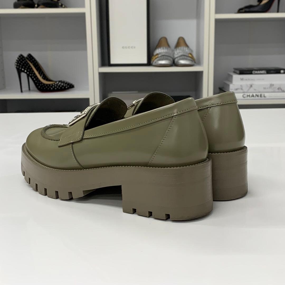 Chanel CC Logo Leather Loafers Khaki — view 5