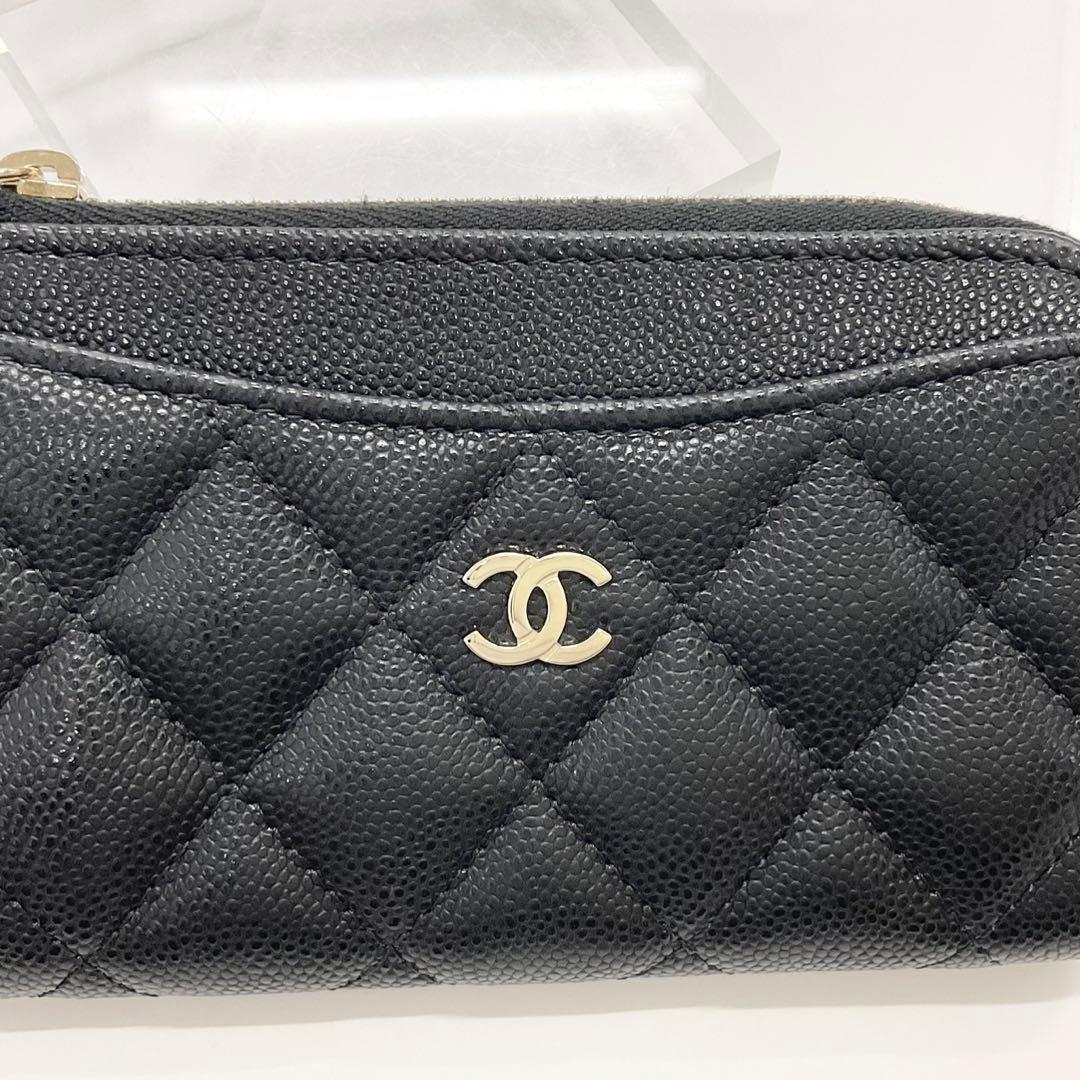 Chanel Caviar Leather CC Logo Quilted Card Case Coin Purse — view 4