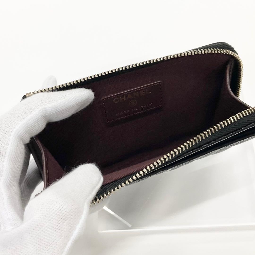 Chanel Caviar Leather CC Logo Quilted Card Case Coin Purse — view 6
