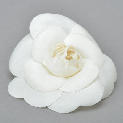 Chanel Camellia Brooch Corsage Silk White Flower — view 4