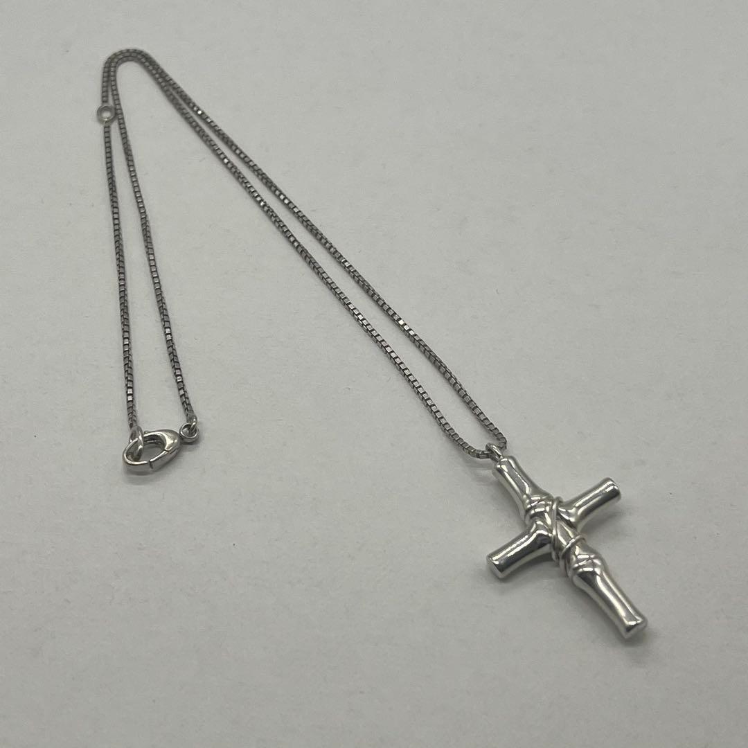 Gucci Bamboo Cross Venetian Chain Necklace — view 2