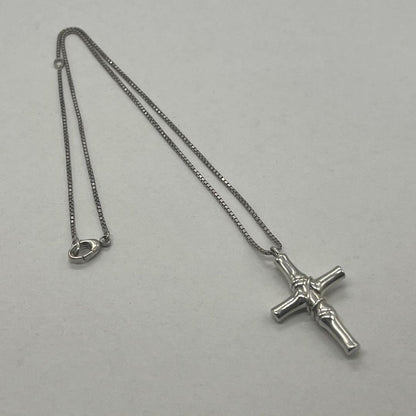 Gucci Bamboo Cross Venetian Chain Necklace — view 2