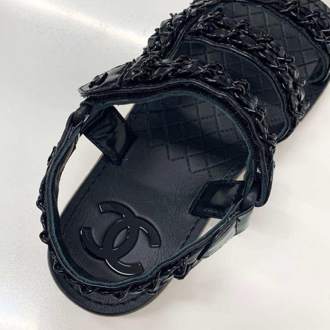 Chanel CC Logo Leather Chain Velcro Sandals Black — view 7