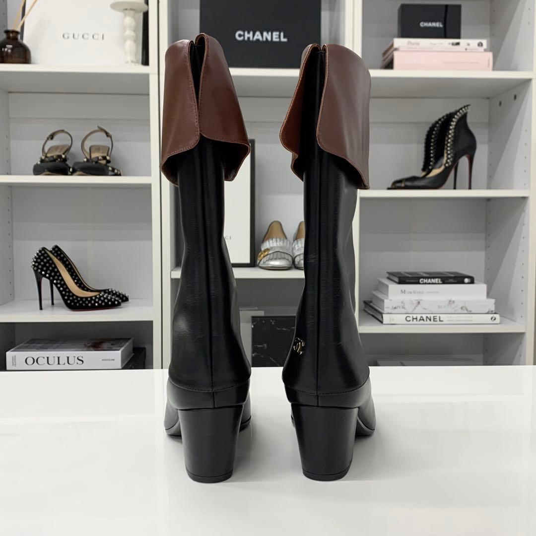 Chanel CC Logo Calfskin Lapel Mid Boots Black Brown — view 5