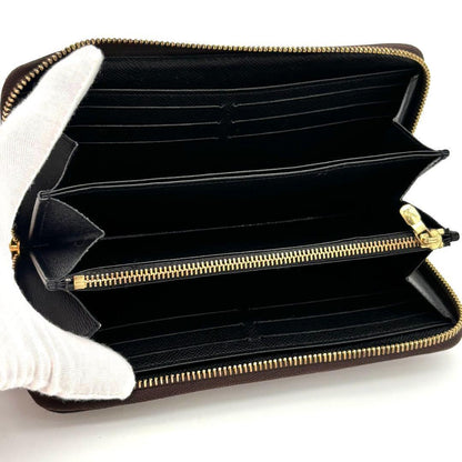 Louis Vuitton Monogram Giant Zippy Wallet — view 3