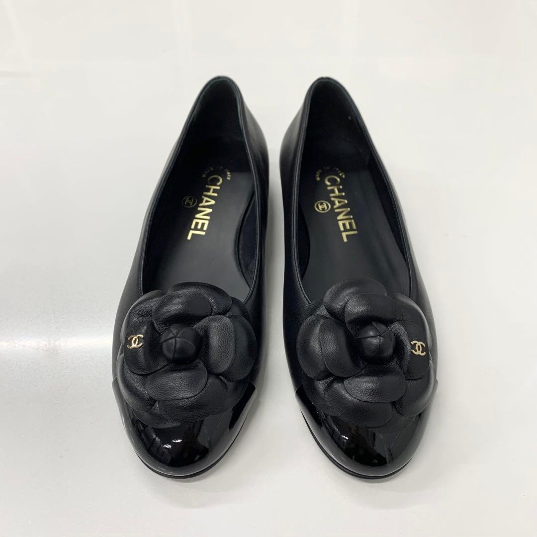 Chanel Leather Patent Camellia CC Logo Flat Shoes — view 2