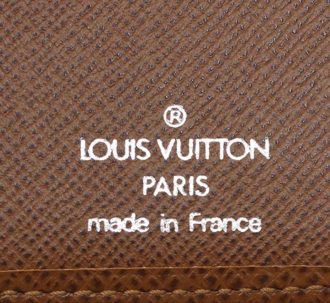 Louis Vuitton Taiga Brazza Bifold Wallet — view 9