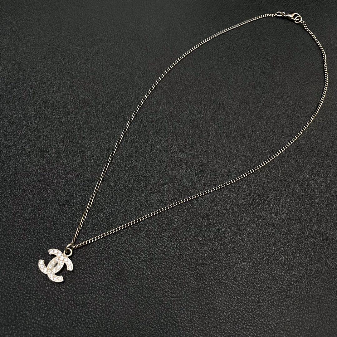 Chanel CC Logo Necklace Rhinestone Silver Icon — view 4