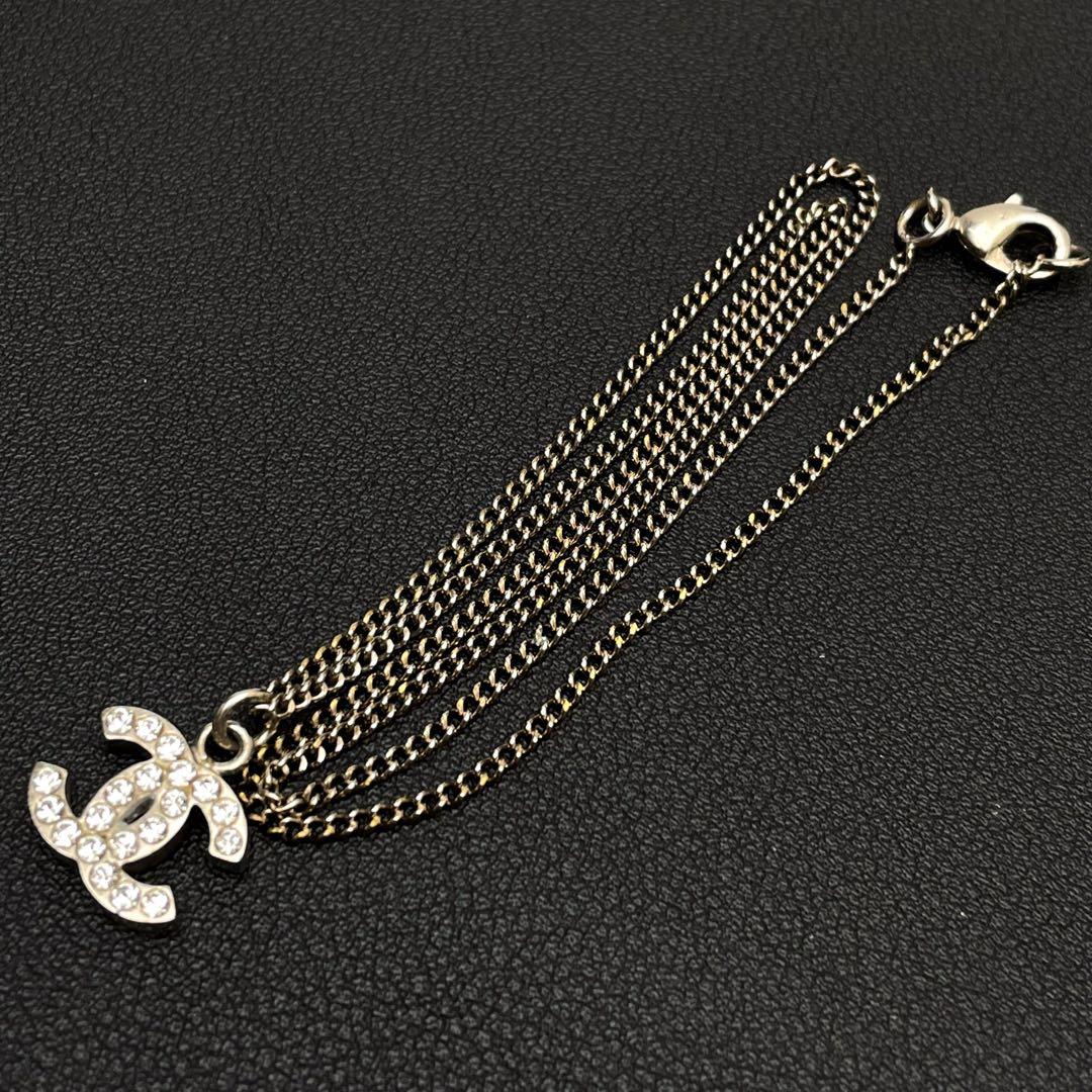 Chanel CC Logo Necklace Rhinestone Silver Icon — view 5