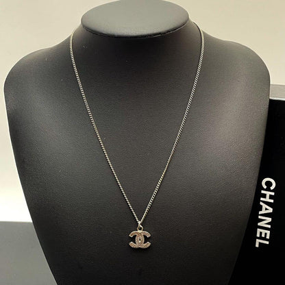 Chanel CC Logo Necklace Rhinestone Silver Icon — view 7