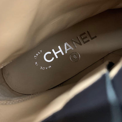 Chanel CC Logo Glitter Patent Short Boots Black — view 8