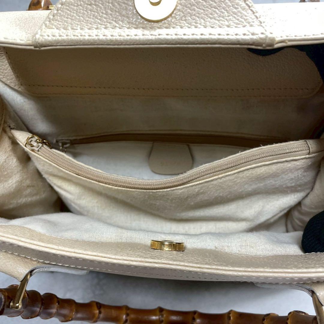 Gucci Diana Handbag Bamboo White Leather — view 5