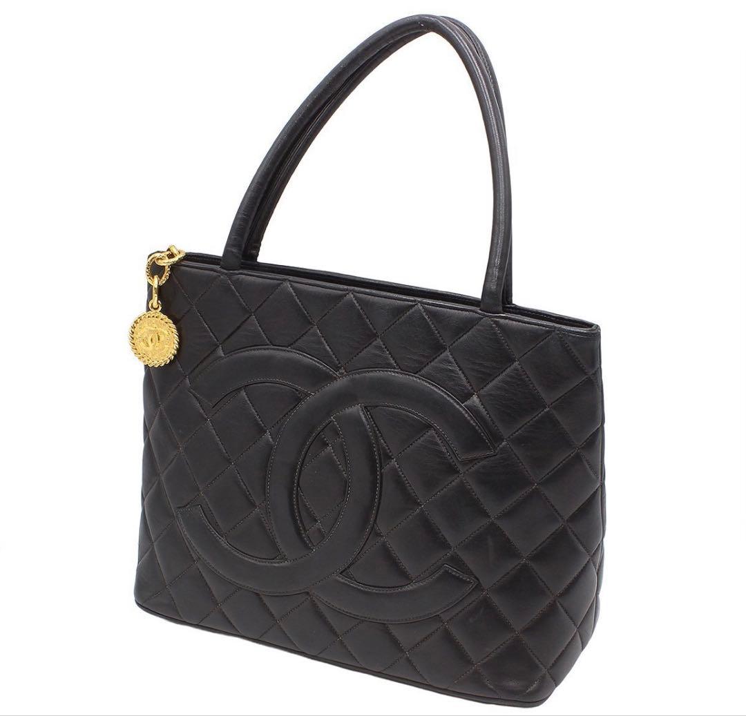 Chanel Matelasse Lambskin Reproduction Tote Bag Handbag