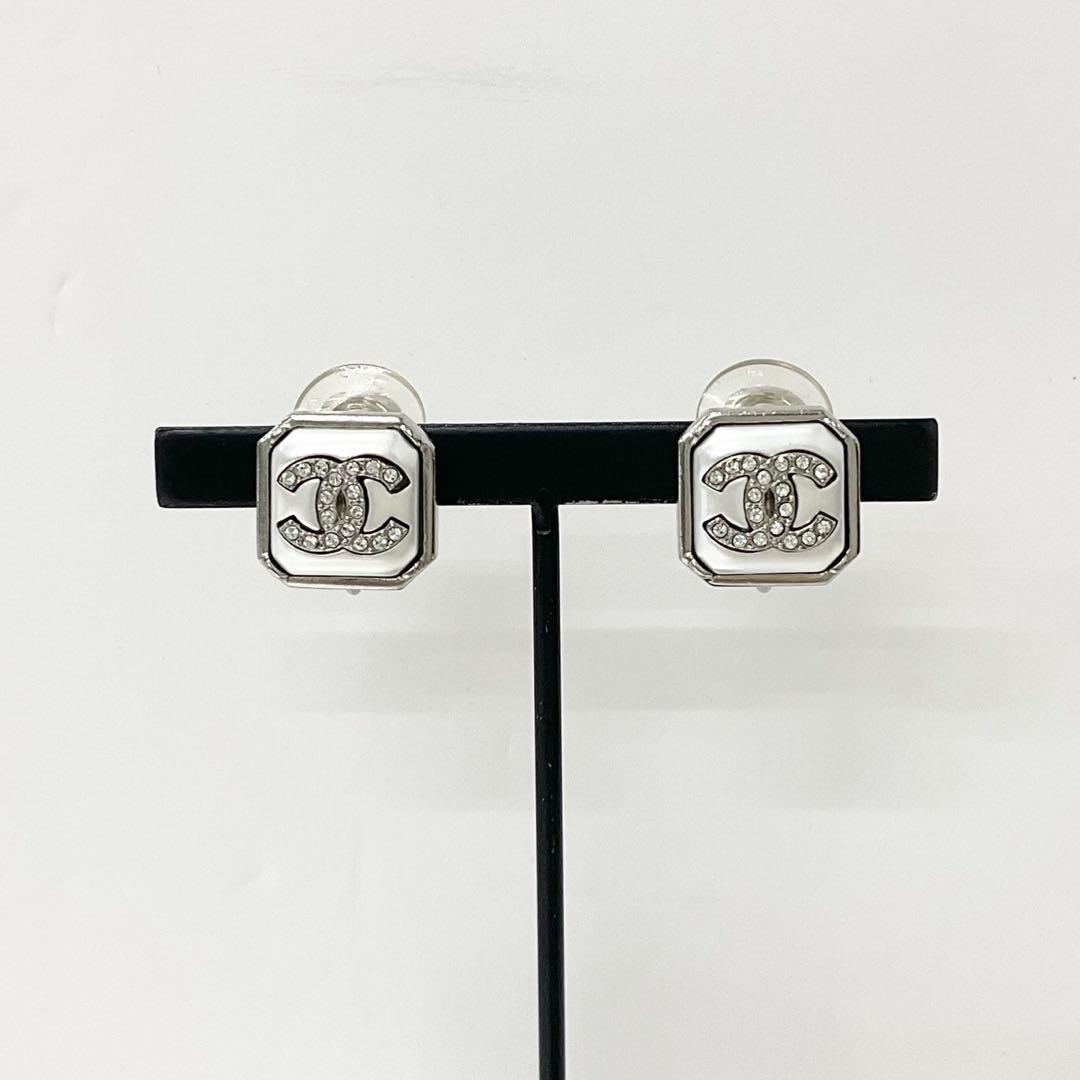 Chanel Earrings CC Logo Square Pearl Rhinestone Silver — view 6