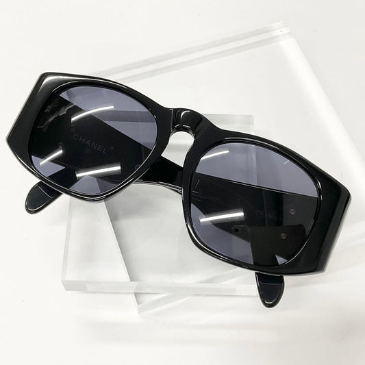 Chanel Sunglasses CC Logo Quilted Eyewear Black