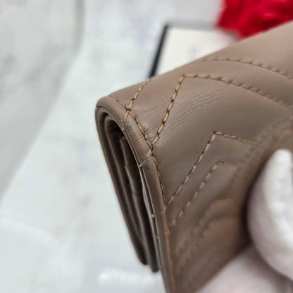 Gucci Bifold Wallet GG Marmont Quilted Pink