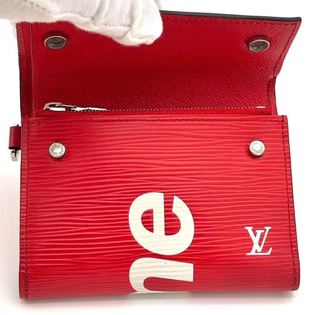 Louis Vuitton Wallet Supreme Epi Chain Shoulder Bag — view 3