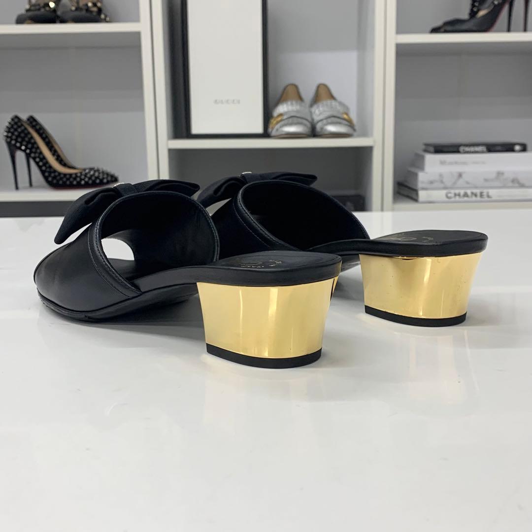 Chanel CC Logo Leather Ribbon Sandals Black