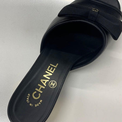 Chanel CC Logo Leather Ribbon Sandals Black