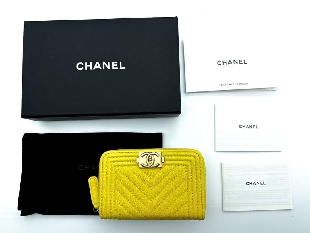 Chanel Wallet Round Zip Coin Purse — view 2