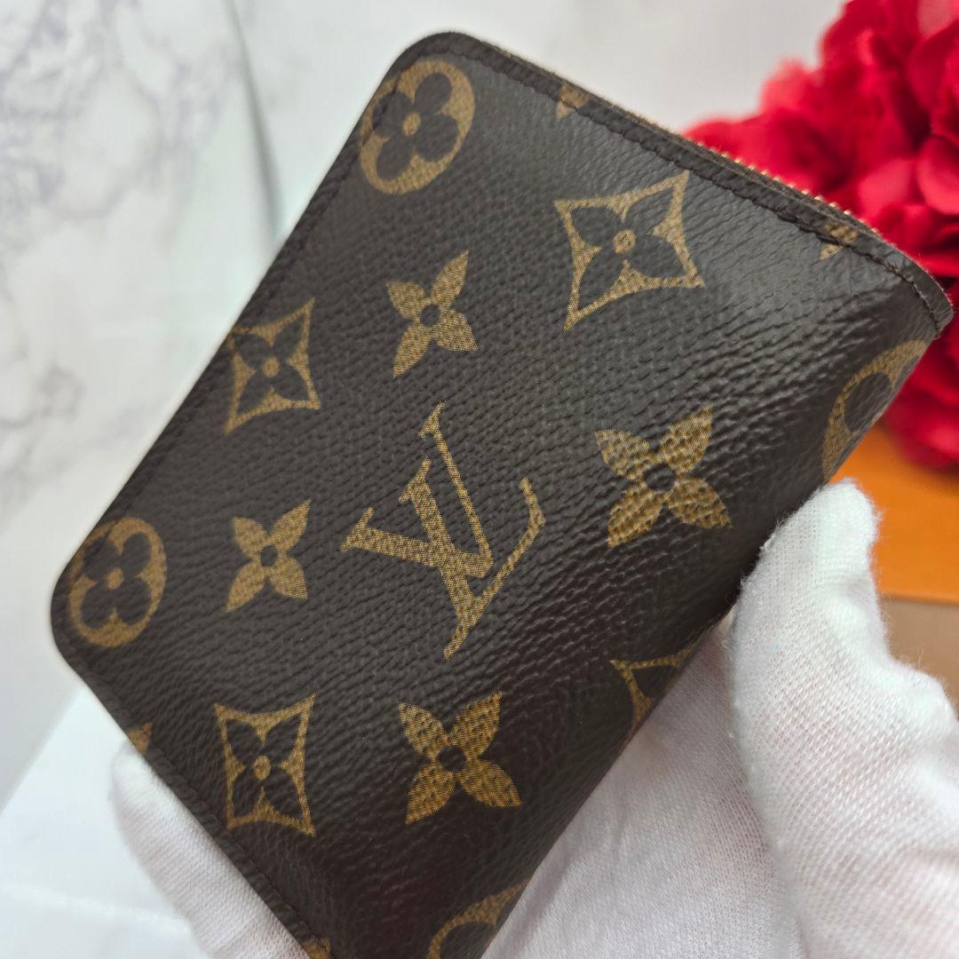 Louis Vuitton Monogram Zippy Coin Purse — view 8