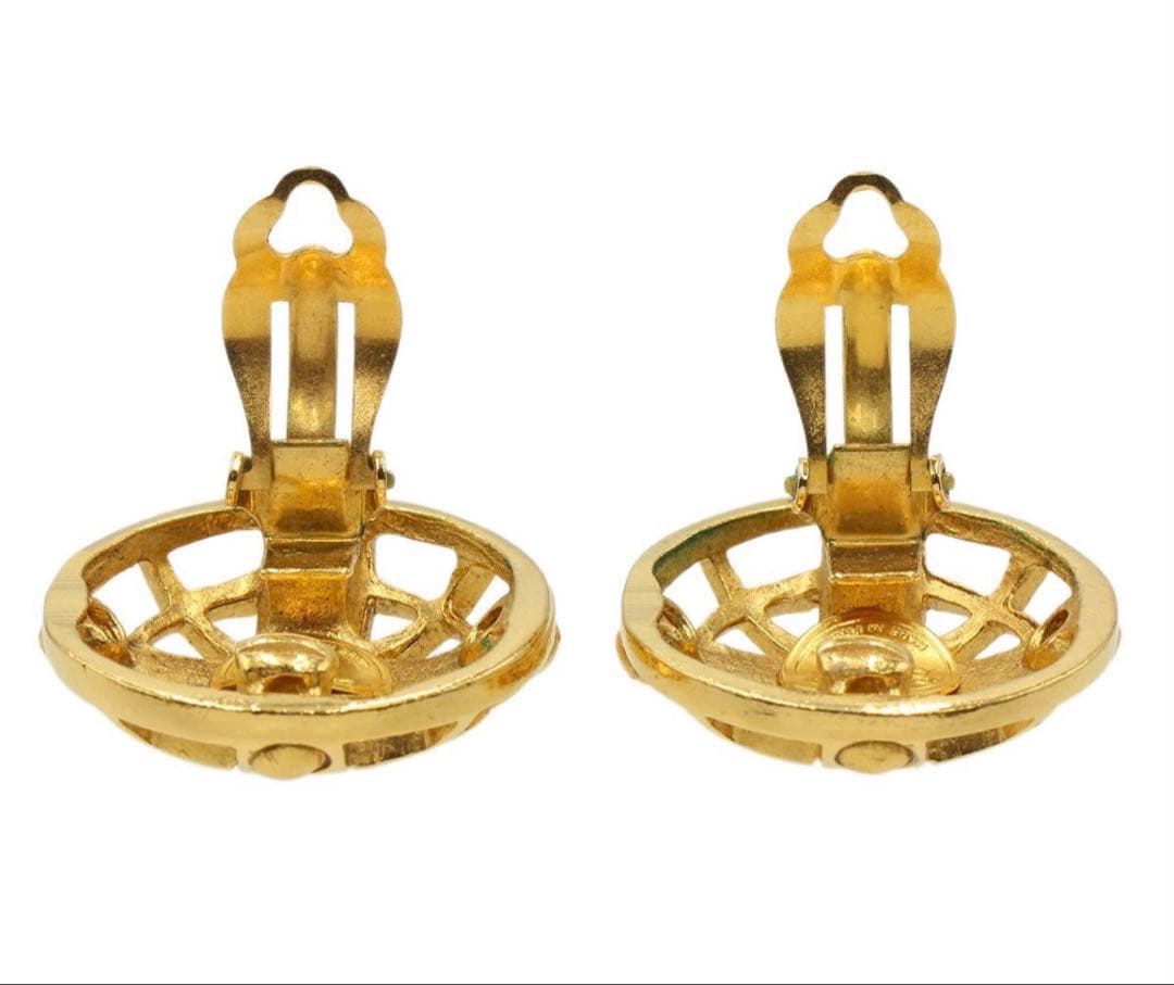 Chanel Logo Round Earring