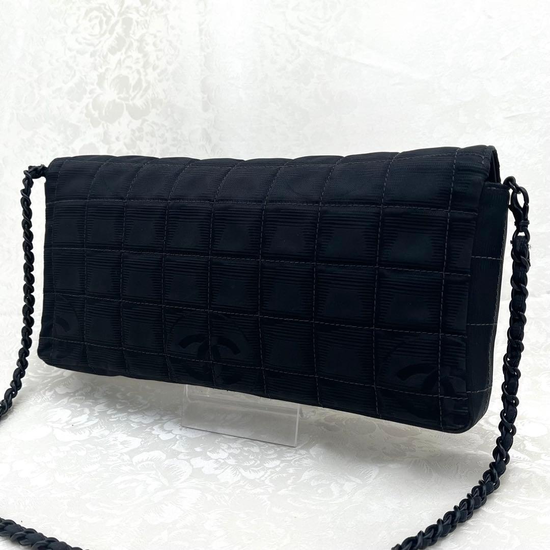 Chanel New Travel Line Choco Bar Shoulder Bag Black — view 2