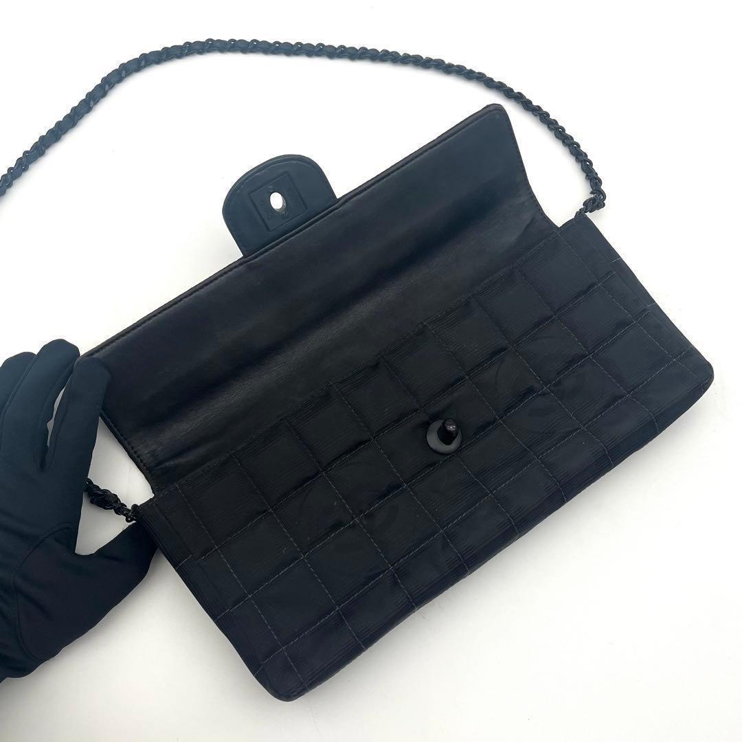 Chanel New Travel Line Choco Bar Shoulder Bag Black — view 3