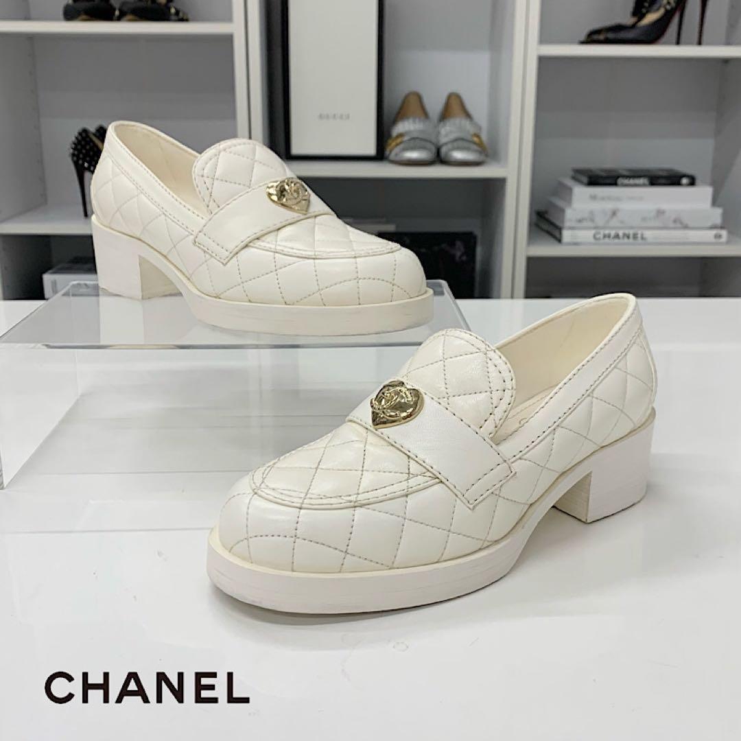 Chanel Leather CC Logo Quilted Loafers White